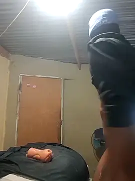 Snapshot of KeEper66 chatting on April 2026 10:04:01 PM KeEper66 online show from April 2026 10:04:01 PM