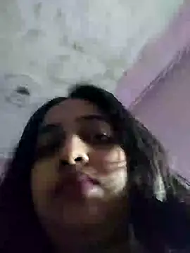 Snapshot of ALIZA_FENDY chatting on July 2026 01:36:02 PM ALIZA FENDY online show from July 2026 01:36:02 PM