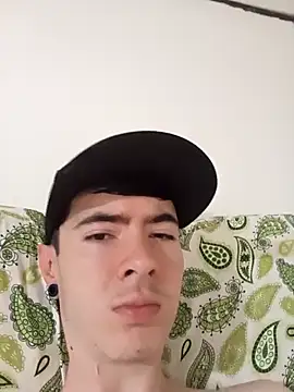 Snapshot of lio____ chatting on March 2026 06:22:02 PM lio online show from March 2026 06:22:02 PM