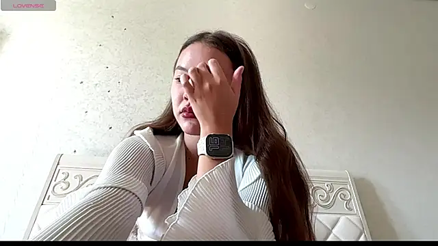 kamila 18 french online show from July 2026 09:14:02 AM