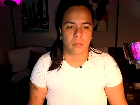 HannaJonns online show from May 2026 06:53:02 AM