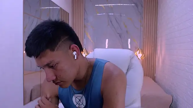 Snapshot of DominantBoy4 chatting on March 2026 06:46:02 PM DominantBoy4 online show from March 2026 06:46:02 PM