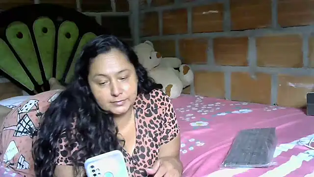Snapshot of tistmature-69 chatting on June 2026 01:24:02 PM tistmature-69 online show from June 2026 01:24:02 PM
