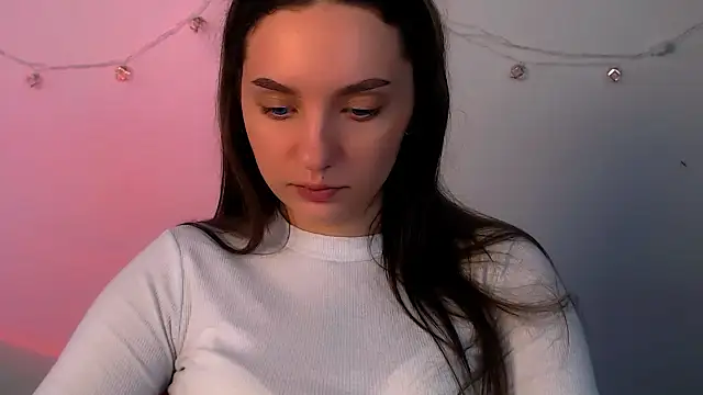 LiaSimss online show from March 2026 09:57:01 AM