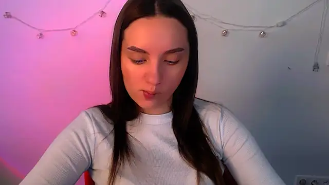 LiaSimss online show from March 2026 09:21:02 AM