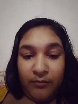 Snapshot of IsseyMiyake_ chatting on March 2026 08:51:02 AM IsseyMiyake online show from March 2026 08:51:02 AM