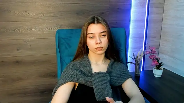 Snapshot of LynnWalker chatting on March 2026 01:37:01 PM LynnWalker online show from March 2026 01:37:01 PM