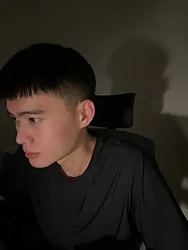 CalvinHY online show from August 2026 12:56:02 AM