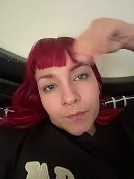 Amelie-RedHoney online show from July 2026 07:52:02 PM