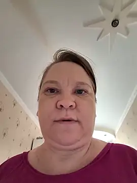 Snapshot of _Yourpussy_ chatting on May 2026 06:07:02 AM Yourpussy online show from May 2026 06:07:02 AM