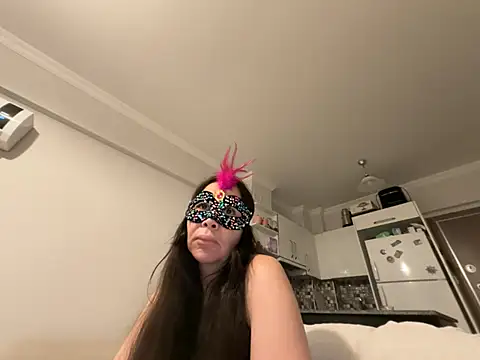lilyums online show from July 2026 07:39:01 PM