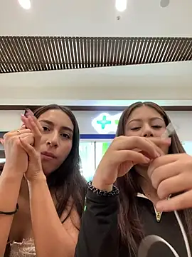 Snapshot of Amber_rosse_outdoors chatting on March 2026 07:46:02 PM Amber rosse outdoors online show from March 2026 07:46:02 PM