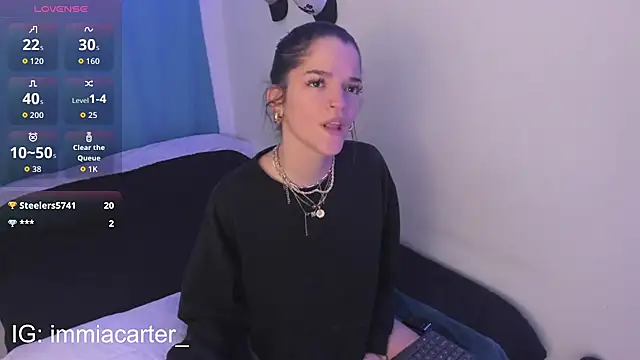 miaxcarter online show from April 2026 11:02:02 PM