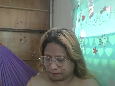 PinayChristine online show from June 2026 04:35:02 AM