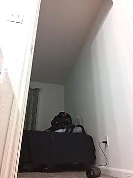 middickstroking online show from June 2026 04:10:02 AM