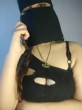 Yasmin Oh online show from July 2026 09:07:02 PM