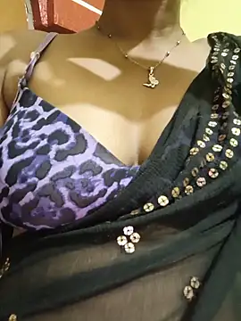 Rubina Love online show from May 2026 09:05:02 PM