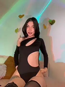 GiannaMagari  online show from July 2026 10:23:01 PM