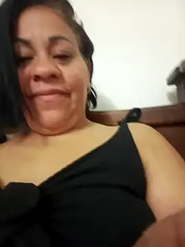 Snapshot of Veronica_missbigg chatting on April 2026 01:22:01 AM Veronica missbigg online show from April 2026 01:22:01 AM