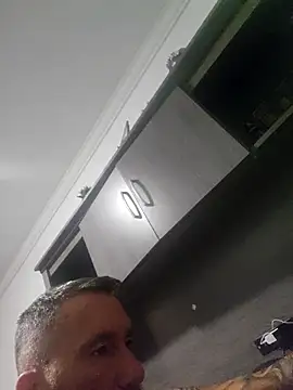 Cutecamboy4you online show from April 2026 04:21:02 PM