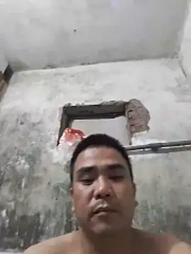 Snapshot of Tinh_love chatting on May 2026 02:44:02 PM Tinh love online show from May 2026 02:44:02 PM