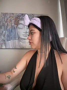 Violetaa pink18 online show from May 2026 06:15:02 PM