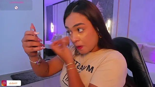 alana dantes  online show from May 2026 07:44:02 PM
