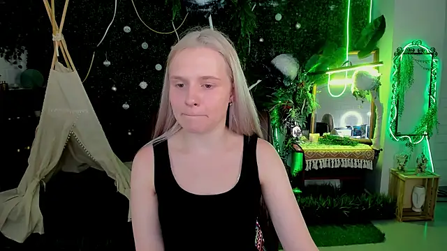 SherriButlers online show from May 2026 05:16:02 AM
