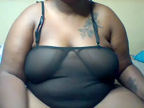Snapshot of bunny_jay chatting on April 2026 03:35:01 AM bunny jay online show from April 2026 03:35:01 AM