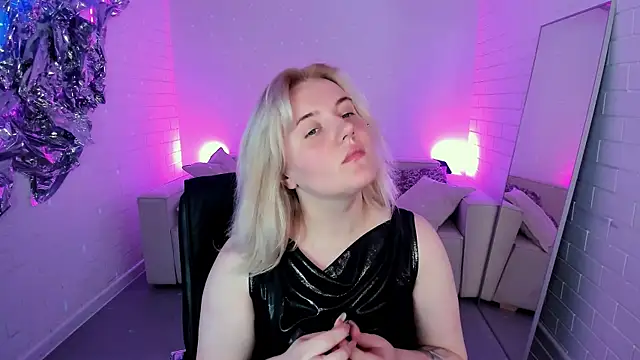 KathyBriggs online show from May 2026 05:04:01 AM