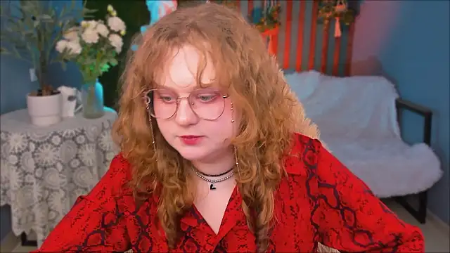 Snapshot of SaraSweetness chatting on March 2026 10:32:02 AM SaraSweetness online show from March 2026 10:32:02 AM