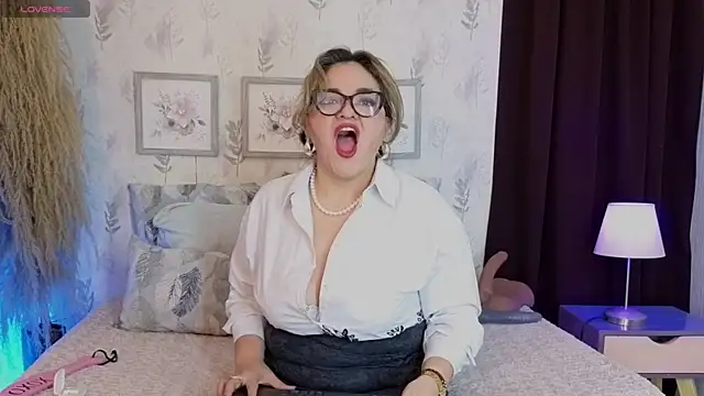 Natashablade   online show from July 2026 11:46:01 AM