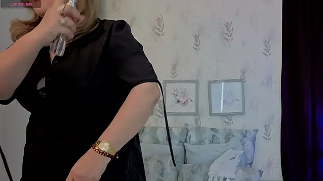 Natashablade   online show from July 2026 11:48:02 AM