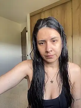 Snapshot of Annarhode chatting on July 2026 06:23:02 PM Annarhode online show from July 2026 06:23:02 PM