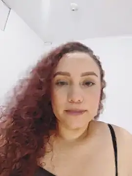 Eva Sandoval  online show from April 2026 12:00:02 AM