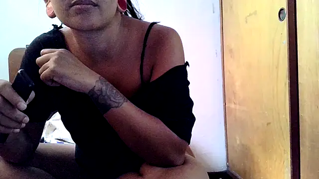 xblackstarX1 online show from May 2026 07:34:01 PM