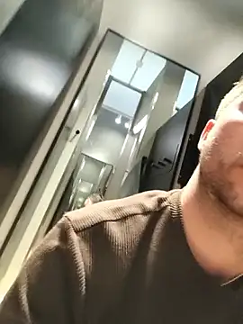 albanernrw27 online show from March 2026 05:03:01 PM