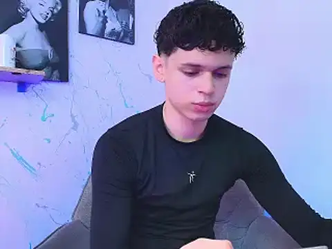 Snapshot of mykelcano chatting on March 2026 03:57:02 PM mykelcano online show from March 2026 03:57:02 PM