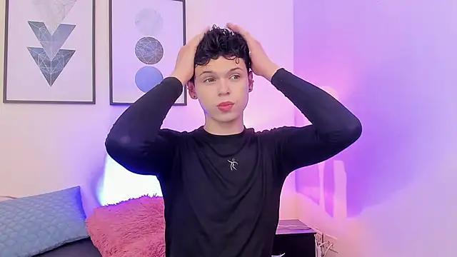 Snapshot of mykelcano chatting on June 2026 04:41:01 PM mykelcano online show from June 2026 04:41:01 PM