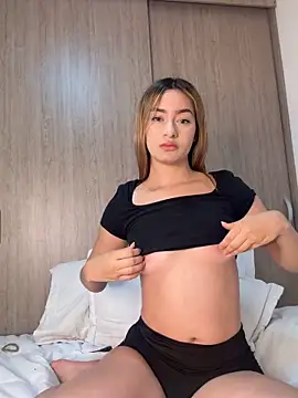 Snapshot of barbievictoria chatting on April 2026 09:32:01 AM barbievictoria online show from April 2026 09:32:01 AM