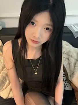 YouMi18 online show from April 2026 01:41:01 PM