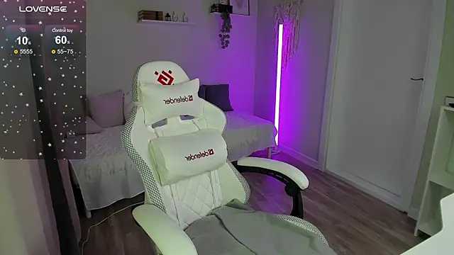 AnnaOddy online show from April 2026 08:50:01 AM