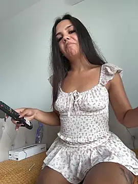 MissLuna28 online show from June 2026 12:18:02 PM