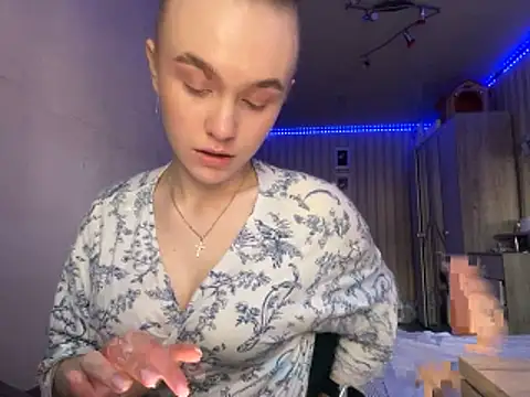 Snapshot of melissashineeee chatting on April 2026 11:36:01 AM melissashineeee online show from April 2026 11:36:01 AM