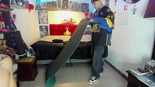 Snapshot of Keff_andrew34 chatting on April 2026 04:56:01 AM Keff andrew34 online show from April 2026 04:56:01 AM