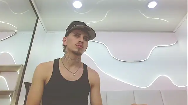 DanntheStiff online show from May 2026 07:21:01 PM