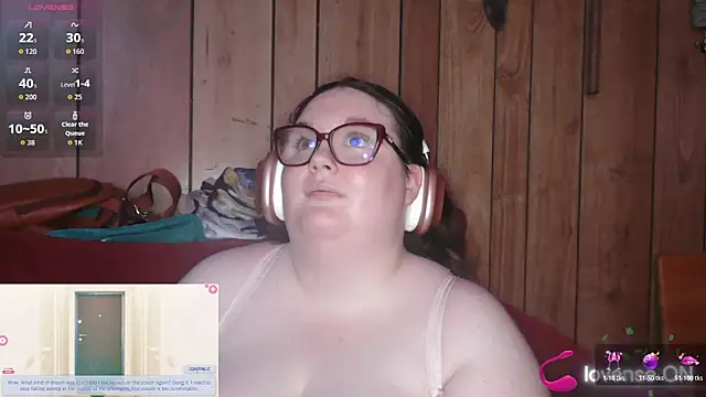 chubbydevil22 online show from April 2026 11:00:01 PM