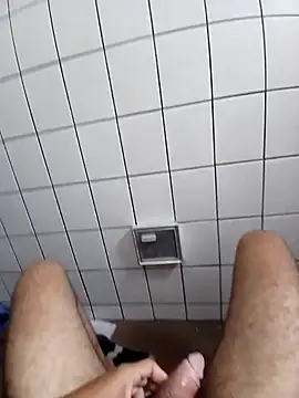 Snapshot of Aecio2029 chatting on April 2026 12:21:01 PM Aecio2029 online show from April 2026 12:21:01 PM