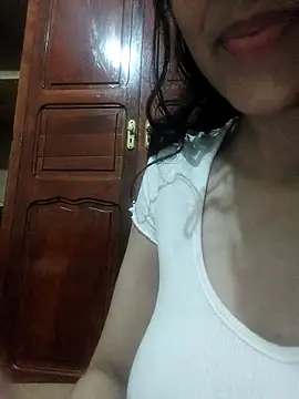 FatinSexy online show from April 2026 09:57:02 PM