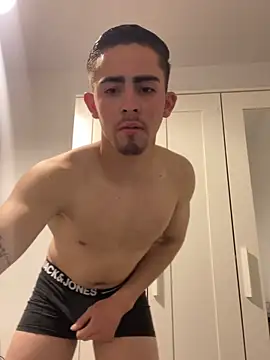 angel twinkk online show from March 2026 09:04:02 PM